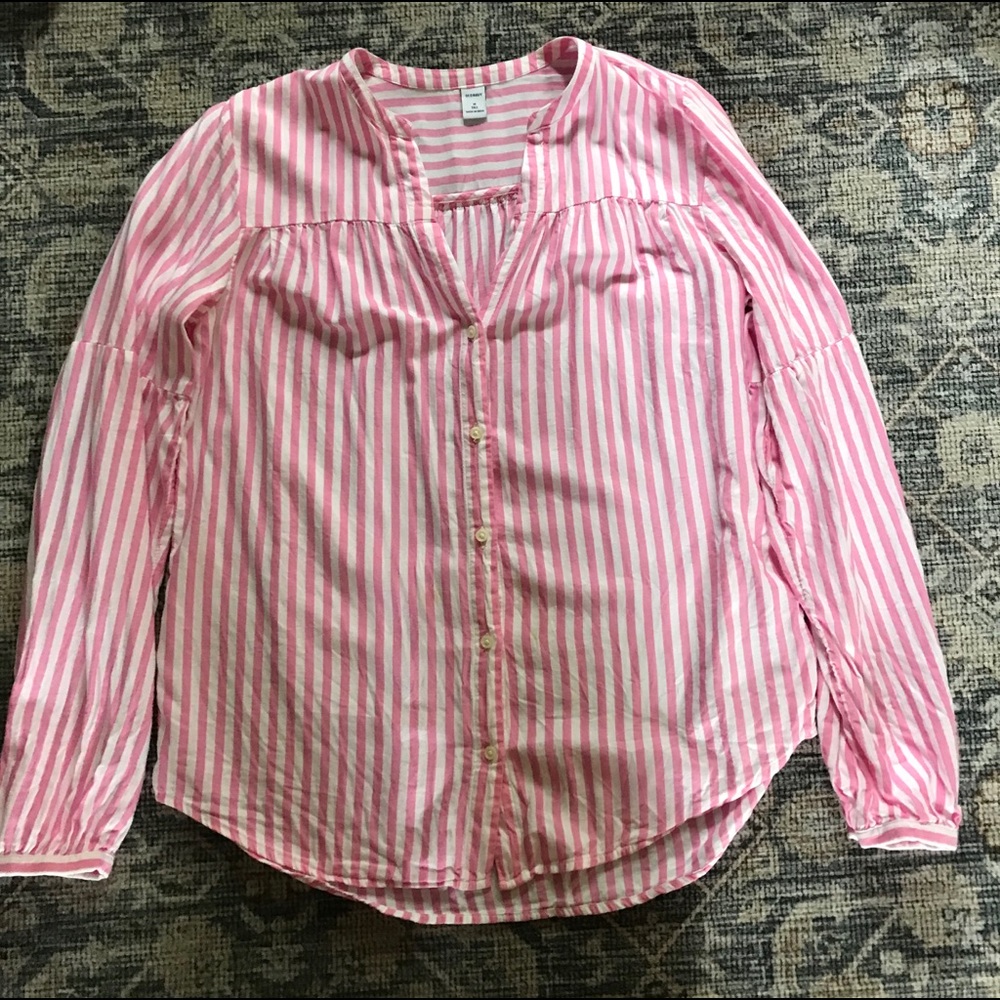 Old navy blouse
